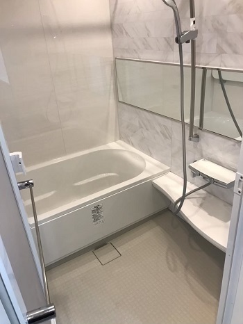 9/3　LIXIL リノビオV　ユニットバス