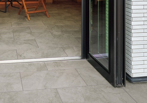 9/10 LIXIL 外装床タイル